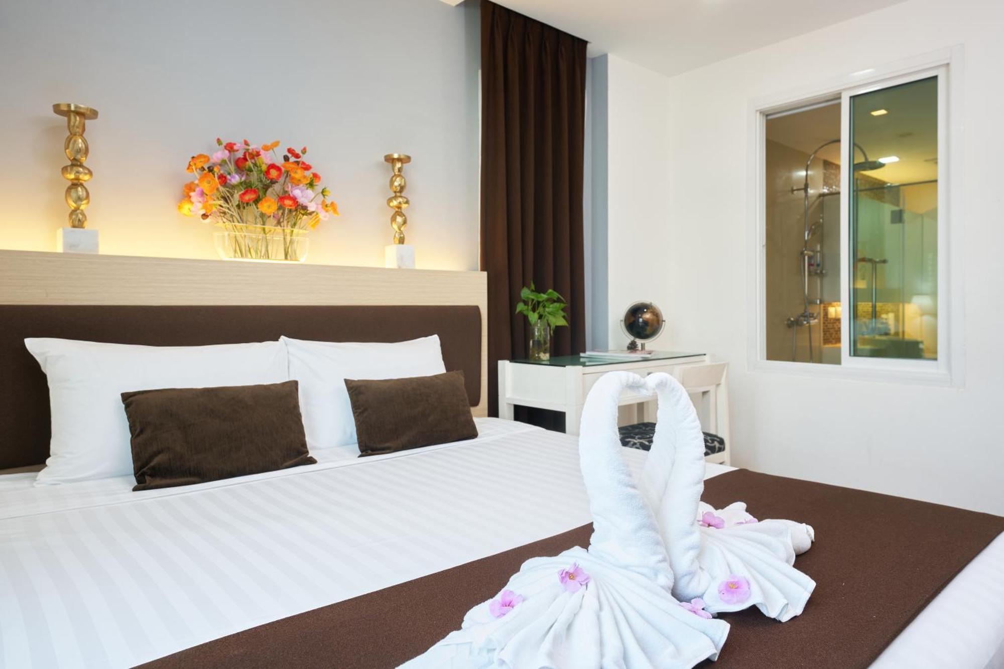 Shine Sukhumvit Thonglor Aparthotel